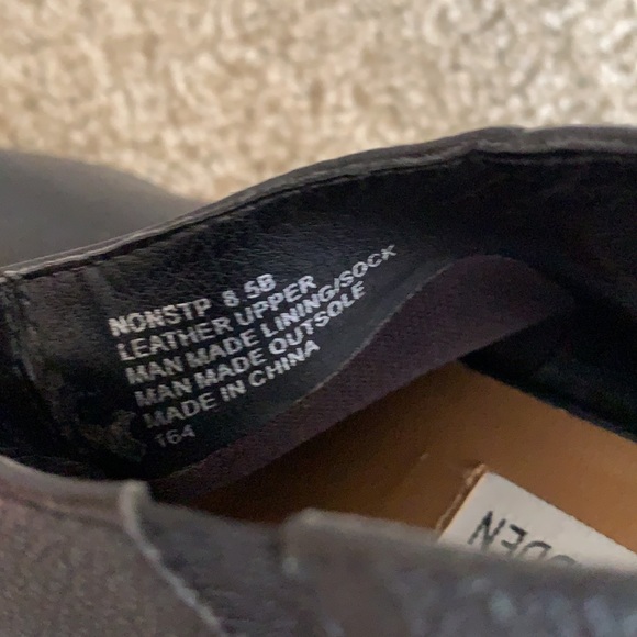 Black open toed booties! - Picture 4 of 5